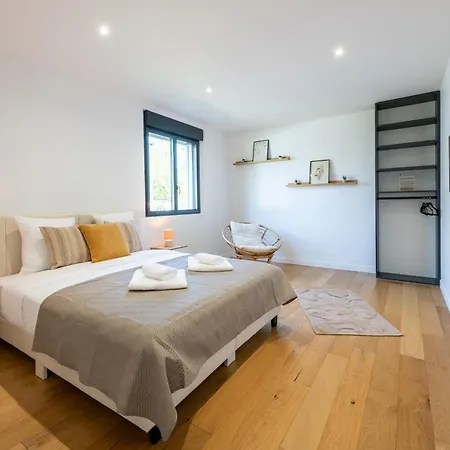 L'evasion, Piscine Et Jacuzzi * Lescherolles