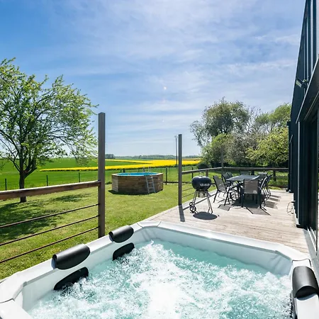 L'evasion, Piscine Et Jacuzzi * Lescherolles