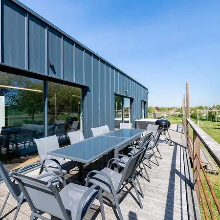 L'evasion, Piscine Et Jacuzzi